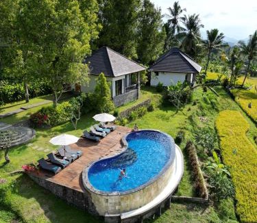 Munduk Hotel | MAYURA BALI VILLA