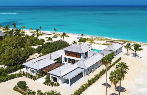 Grace Bay Villa | Modern beach house located on the exclusive Prince of Wales Drive
