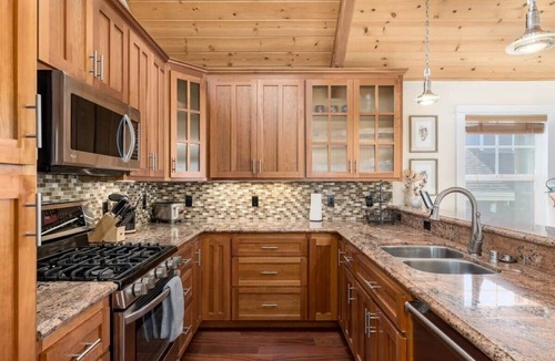 Eastside Santa Cruz House | Modern Harbor Home - walking distance to beach!