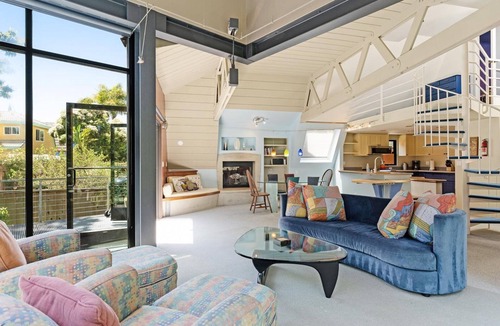 Opal Cliffs House | Modern Oasis – Walk to Moran Lake & Beach from this Peaceful Retreat