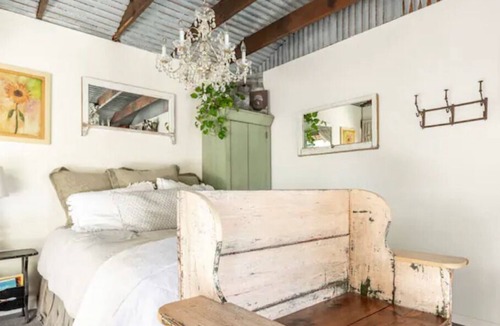 Freedom Apartment | Monterey Bay Tuscan-Style Art Studio on Two Acres