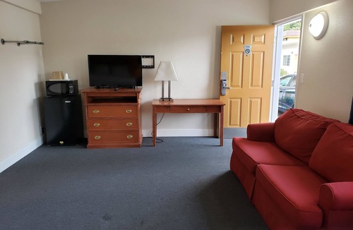 Westside Santa Cruz Hotel | Motel 6 Santa Cruz, CA