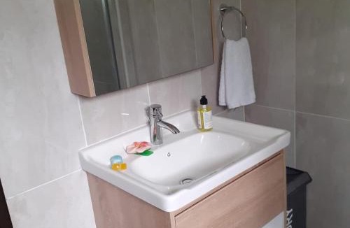 Bel Ombre Apartment | Mount Simpson 2-Beds Sleeps 4 5 mins to Beach