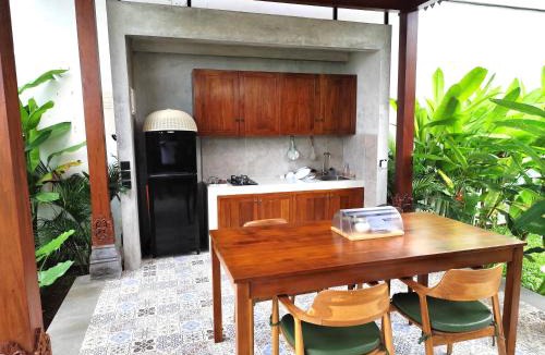 Panjer Villa | Na Uli Villa Renon