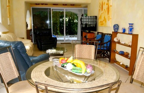 Gonzalo Guerrero Apartment | Natz Ti Ha C101