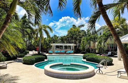 Leeward Settlement Condo | NEW! 1 Bedroom Luxury Modern Condo - very close to the beach