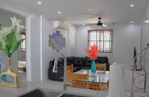 Leeward Settlement House | New 3br/3bath home/pool, kitchen11min walk to sunset beach, golf, restaurants.