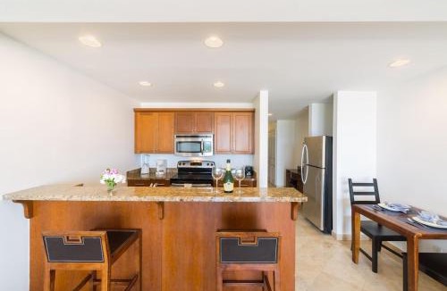 The Bight Apartment | New Listing La Vista Azul Spacious 1 Bedroom Condo