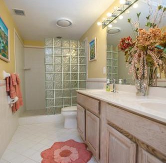 Wheeland Settlement Apartment | Northwest Point Resort