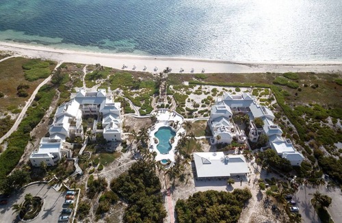Wheeland Settlement Condo | Northwest Point Resort 2 bdrm queen beds pool hot tub private beach very clean