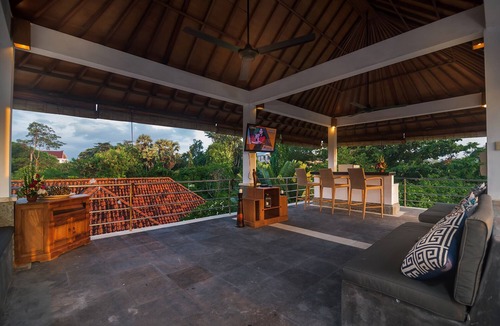 Nusa Dua Villa | Nusa Dua, 7 BDR,White Sandy Beaches, Super Location