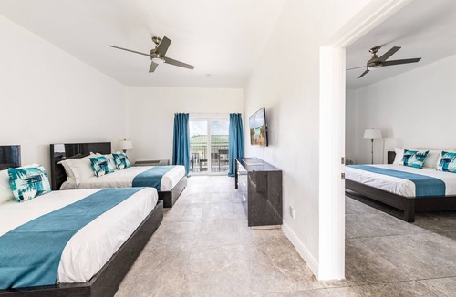 Whitby Hotel | Ocean Breeze Resort