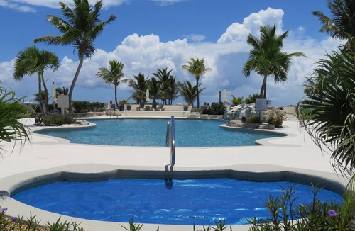 Wheeland Settlement Condo | Ocean Front Condo, 2 bed 2 Bath