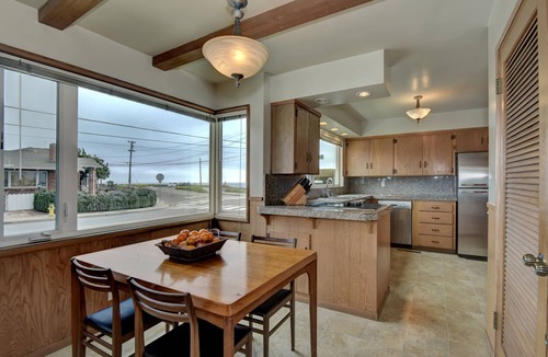 Westside Santa Cruz House | Oceanfront @ Beach In Santa Cruz! Dog Friendly. Super Clean! Amazing Views.