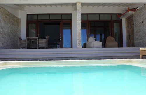 Candi Dasa Villa | Oceanfront | Infinity Pool | Spacious | Amethyst