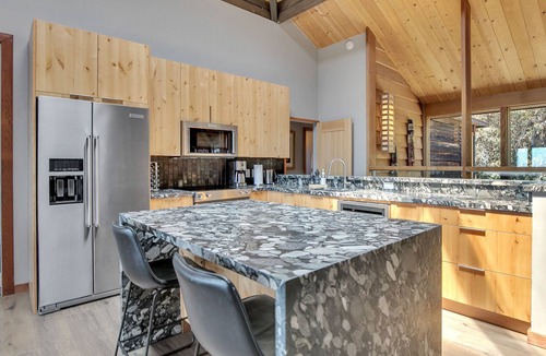 Watsonville House | Oceanfront Retreats at Pajaro Dunes is a renovated, fully equipped Property