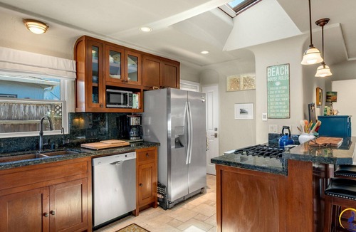 Westside Santa Cruz House | Ohana.