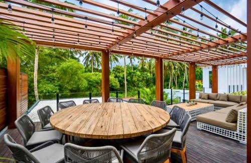 Pengosekan Villa | Ojasvini 6 BR Private Pool Villa ZN209