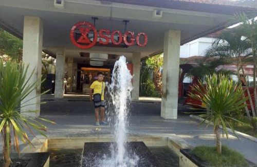 Downtown Kuta Hotel | Okie House ( Iin )