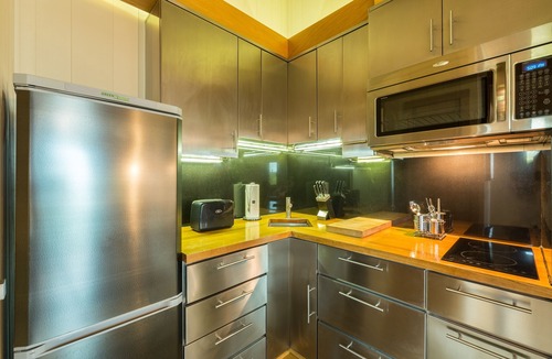Venetian Road Settlement Hotel | One On Marlin – Adults Only
