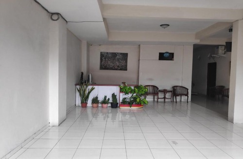 Cokroaminto Hotel | OYO 90096 Hotel Tiana