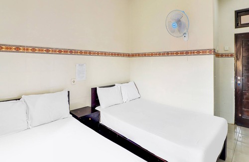 Denpasar Utara Hotel | OYO 91567 Hotel Adi Guna