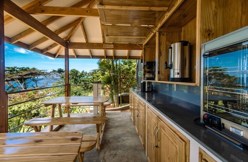 Anse Royale Ski Chalet | Paradise Chalets Yoga & Wellness