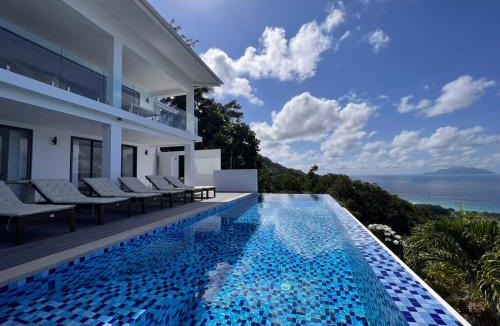Beau Vallon Apartment | Paradise Heights Luxury Apartments & Villa