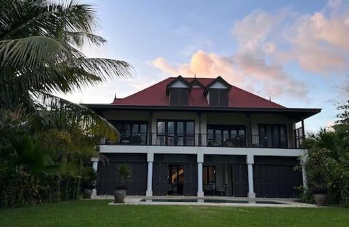 Mahe Island Villa | Paradise Villa Eden Island