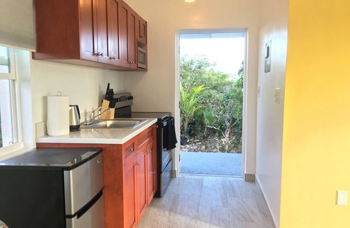 Long Bay Hills Apartment | Peaceful Island Getaway in Long Bay (Newly Built Studio)