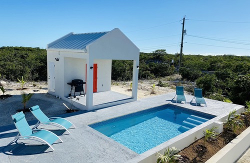 Long Bay Hills Apartment | Peaceful Island Getaway in Long Bay (Newly Built Studio)