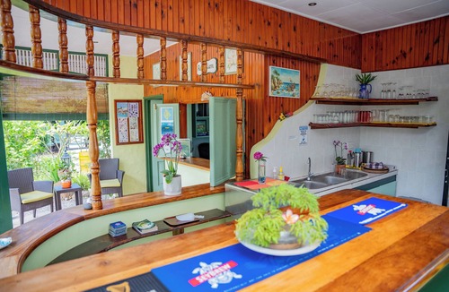 La Digue House | Pension Michel