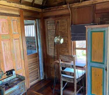 Bukit Bed & Breakfast | PINOKKIO B&B Restaurant