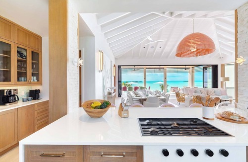 Venetian Road Settlement Villa | Please Inquire Before Booking – Luxury Villa