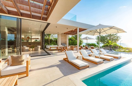 Long Bay Villa | Please Inquire Before Booking – Luxury Villa