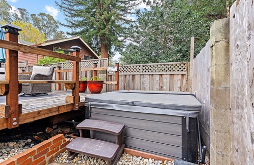 Aptos House | Pot Belly Beach House