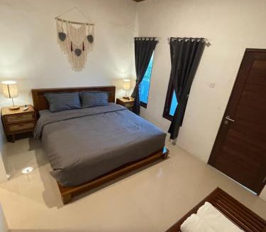 Ungasan House | Pradnya Homestay - One bedroom near Uluwatu