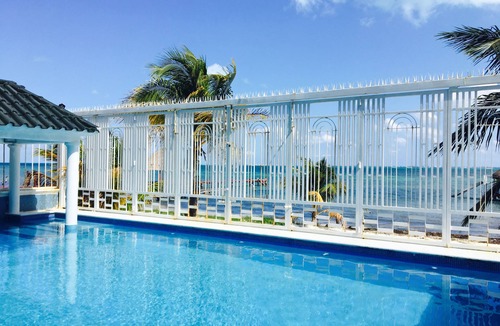 Puerto Juarez House | PRIVATE BEACH HOUSE FOR BIG FAMILIES 7BR (Sleeps 20) Cancun, Punta Sam