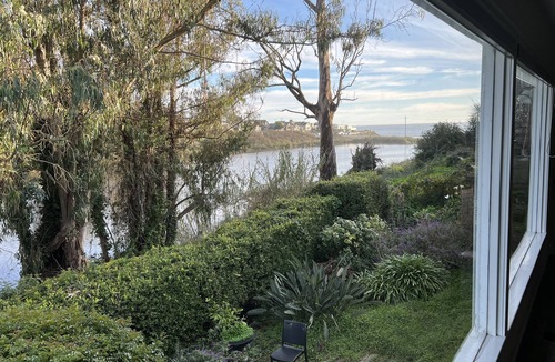 Eastside Santa Cruz House | Private Beach House with amazing views of Shwan Lake and Twin Lakes Beach