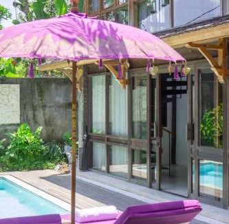 Nyambu Bed & Breakfast | Private Pool Jungle View Villa in Kaba-Kaba