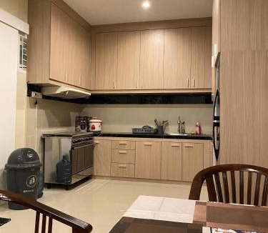 Taman Griya House | Puri Bagus Guesthouse