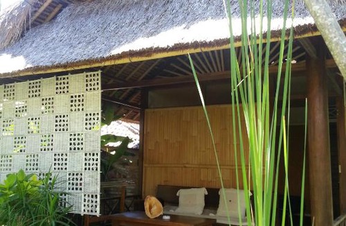Candi Dasa House | Puri Pandan Restaurant and Bungalow
