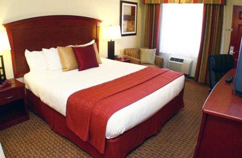 Ben Lomond Hotel | Quality Inn & Suites Santa Cruz Mountains Ben Lomond