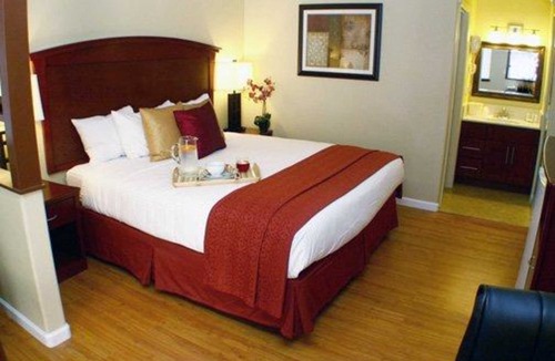 Ben Lomond Hotel | Quality Inn & Suites Santa Cruz Mountains Ben Lomond
