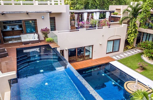 Playacar Beach House | Quinta Clara - Luxury 7 bedroom villa walking distance to town & beach