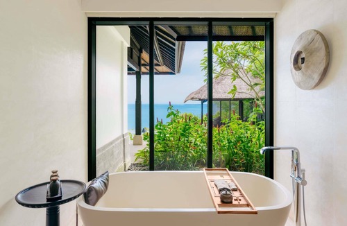 Jimbaran Bay Hotel | Raffles Bali