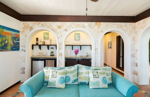 Ocean Point House | Relax and stay awhile at The Hidden Jewel!