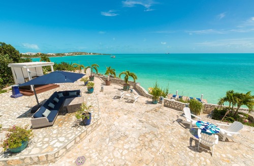 Ocean Point House | Relax and stay awhile at The Hidden Jewel!