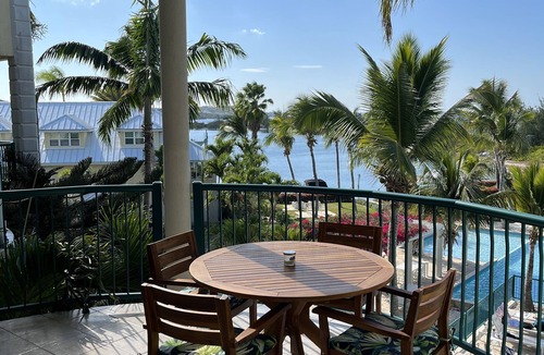 The Bight Condo | RELAX on Grace Bay w/Beautiful 3-Tiered Pool