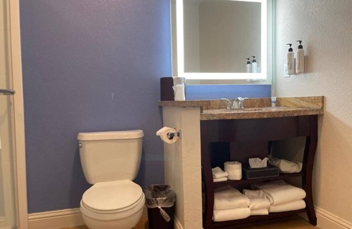 Westside Santa Cruz Hotel | Relaxing Deluxe Double Queen: Santa Cruz Escape